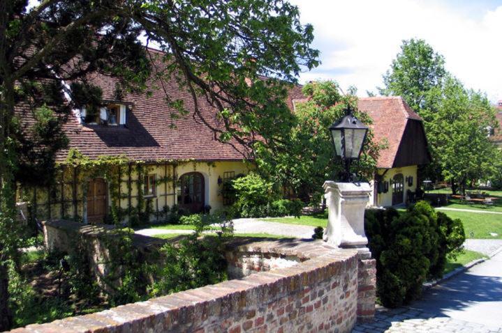 Schlosshotel Obermayerhofen Sebersdorf Exteriör bild